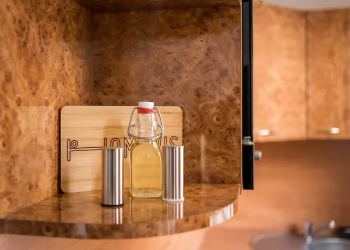 Homaris Boxi 3* Berlín