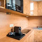 Homaris Boxi 3* Berlim