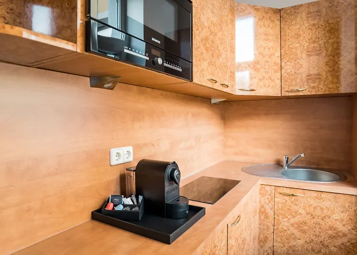 Homaris Boxi 3* Berlin